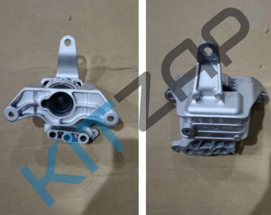 Опора двигателя правая CVT 1077107900 Geely Emgrand SS11